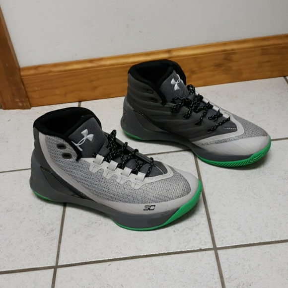 Under armour curry 3 gray matter basketball shoes